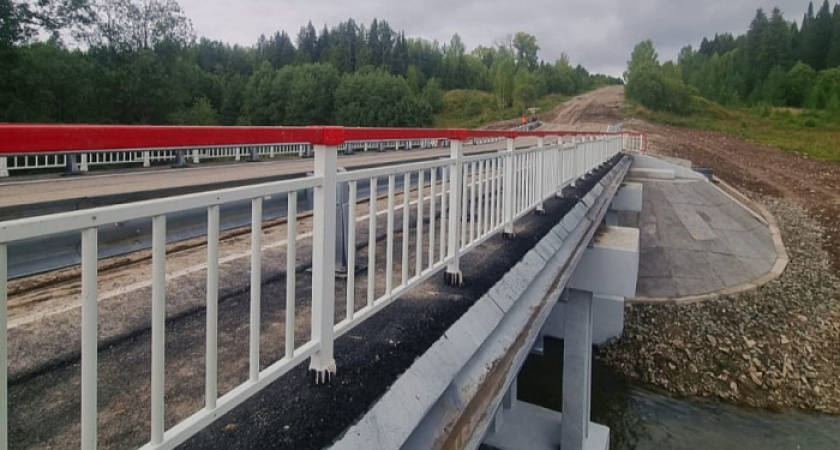 В Кировской области обновили мост через реку Лудяна