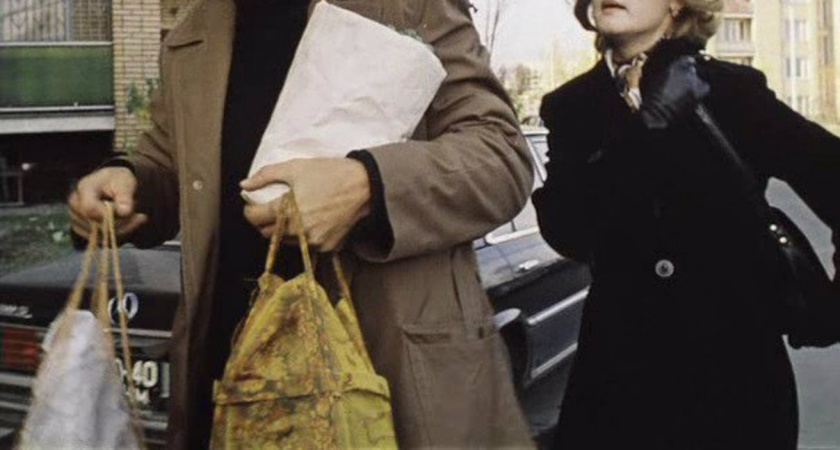 Почему в СССР не было полиэтиленовых пакетов?