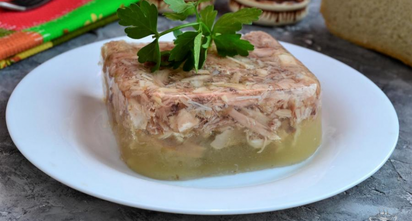 Холодец мутный? Вы делаете одну главную ошибку при варке. Шеф-повар раскрывает секрет идеальной прозрачности