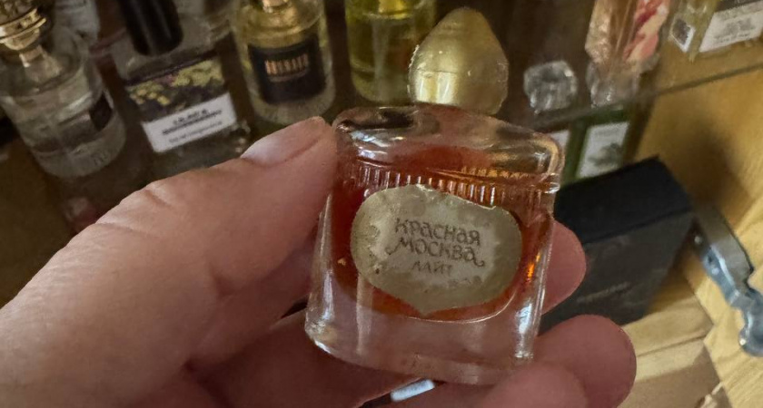 Аромат, на котором выросли миллионы: легендарные духи «Красная Москва» теперь можно купить в «Магнит Косметик»