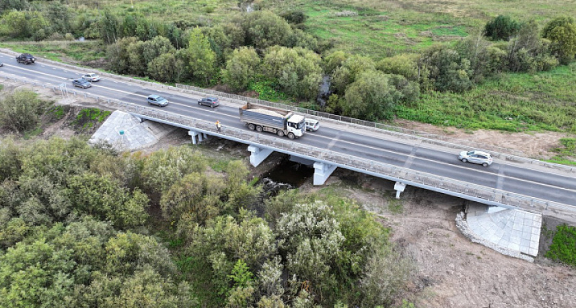 В Кировской области закончился ремонт моста через реку Полой