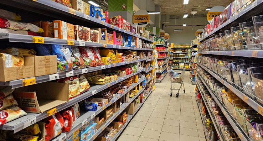 Вы готовы переплачивать? Я сравнил цены в «Азбуке Вкуса» и «Пятерочке» — вот итоги