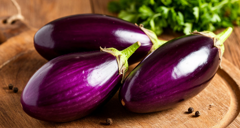 Удивила мужа новым блюдом из баклажанов: сначала не хотел пробовать, а потом не мог остановиться