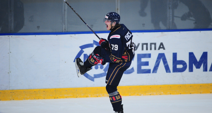 Кирово-чепецкая "Олимпия" вырвала победу в первом домашнем матче сезона