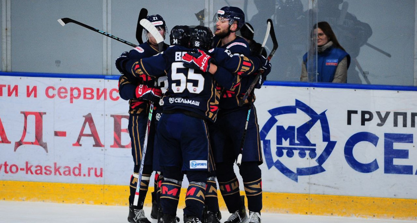 Кирово-чепецкая "Олимпия" волевой победой завершила первую серию домашних игр