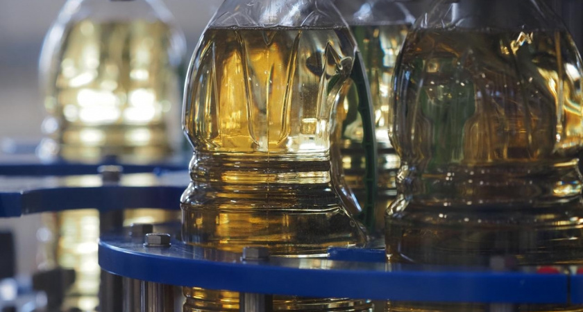 "Жарим безопасно": как выбрать масло для готовки, чтобы не травить себя?