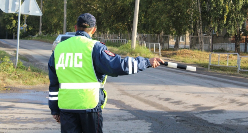 На дорогах Кировской области стартовали сплошные проверки автолюбителей