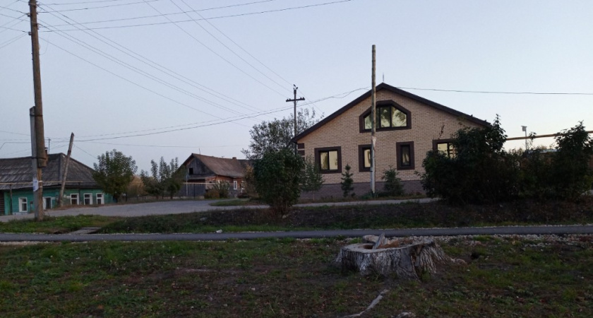 Почему нельзя асфальтировать двор перед домом: в США уже давно запретили, а мы делаем и радуемся