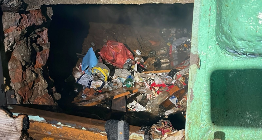 В Кирово-Чепецке огнеборцы тушили пожар в подвале многоквартирного дома