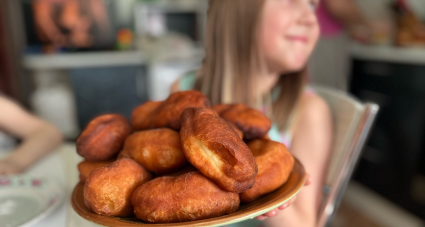 Не бутерброды и не пирожки: раскатываю хлеб скалкой и получаю вкуснейший завтрак: делов-то на 15 минут
