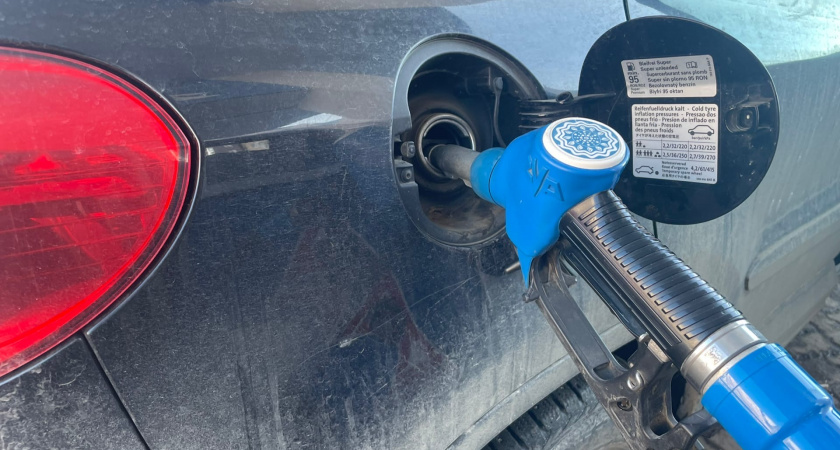 Типичные ошибки водителей на АЗС, о которых предупреждают заправщики