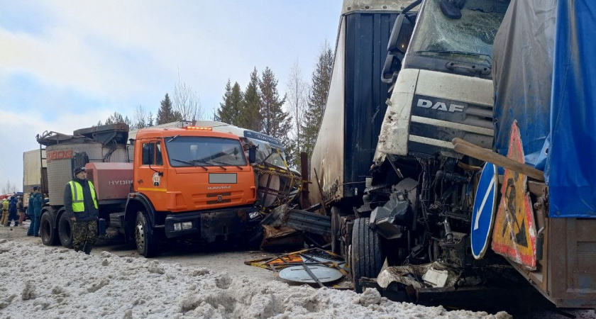 Суд вынес приговор виновнику летального ДТП с пятью грузовиками под Котельничем