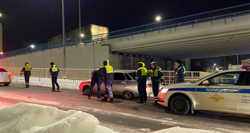 Инспектор остановил на мосту: три законных требования водителя и одна фраза, которая заставит ГИБДД отпустить вас сразу