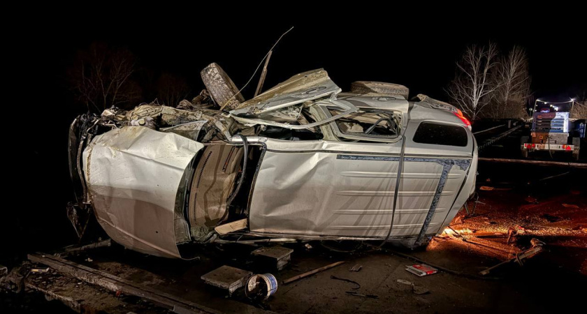 Назван возраст водителя, погибшего в аварии на ремонтируемом мосту под Советском