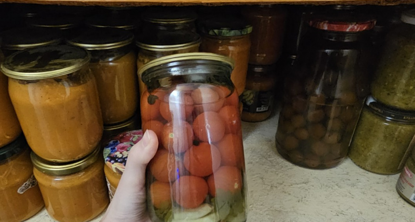 Крышки на банках больше не ржавеют - нашла 2 способа, как их защитить: в погребе хранятся на весны 