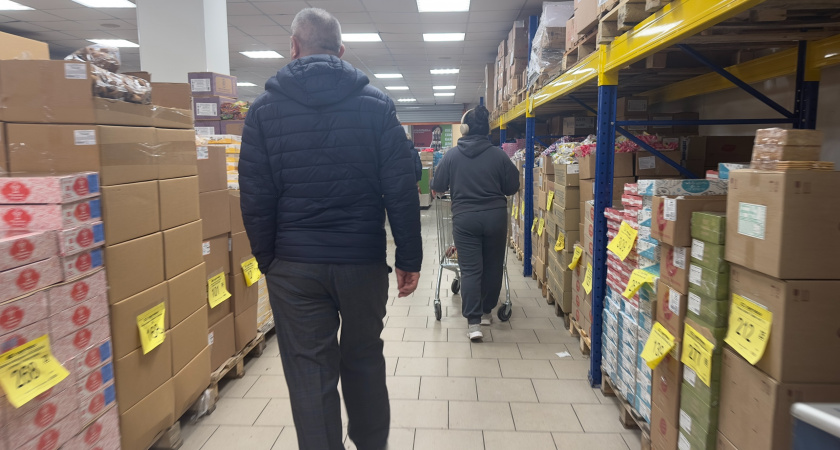 Французские сотейники и ведра для картошки: бегу в «Светофор» за зимней обувью, посудой и луковичными, пока всё не разобрали