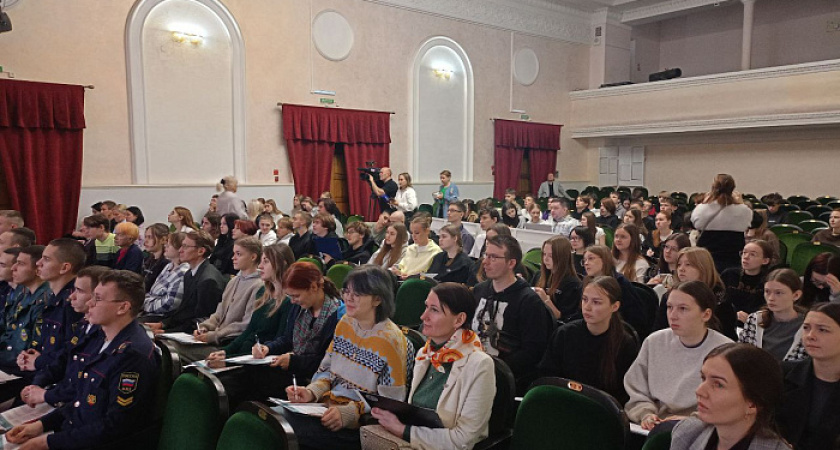 Кировская область стала участником "Большого этнографического диктанта" (16+)