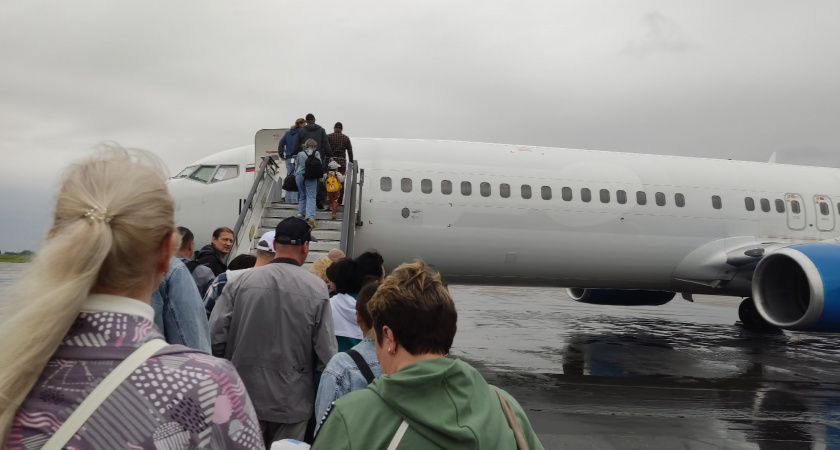 Хотели раздать деньги, а сами уехали из России: что стало с семьей, выигравшей миллиард в лотерею