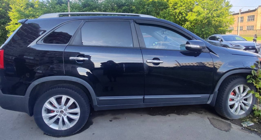 Судебные приставы выставили на торги шесть авто, изъятых у кировских должников