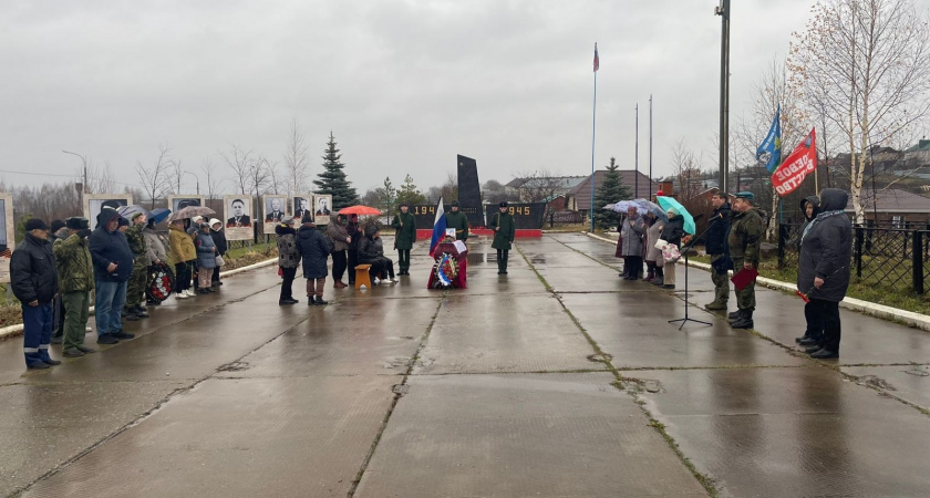 В Малмыжском районе простились с военнослужащим, павшим в зоне СВО