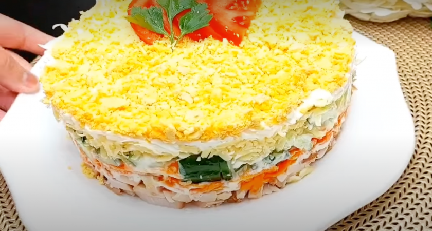 Салат «Каурка» — главный талисман стола-2026. Готовим счастливое блюдо за 20 минут