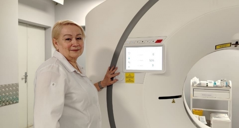 Кирово-Чепецкая ЦРБ поздравила с профессиональным праздником рентгенологов