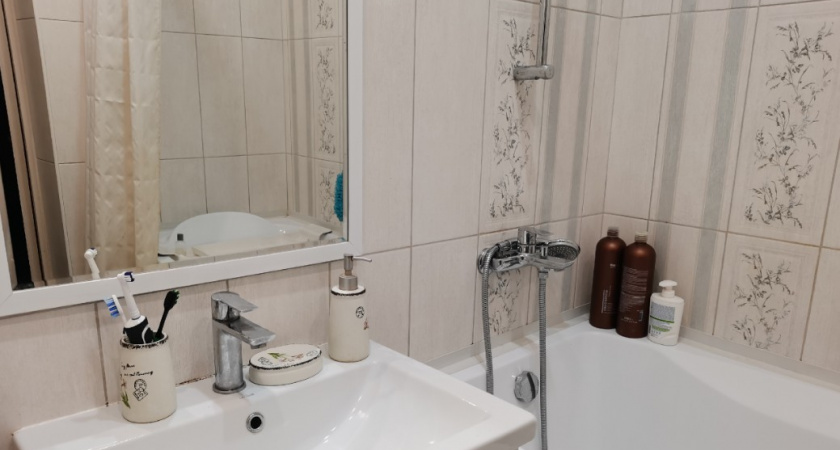 Это существо в ванной комнате - сигнал о больших проблемах. Вот как избавиться от чешуйницы и о чем она предупреждает