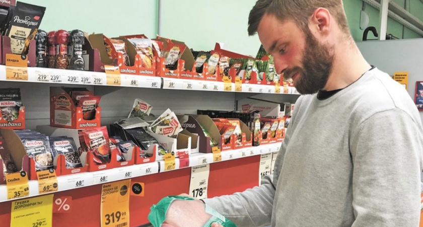 Всегда покупаю курицу в магазине, фермерскую не беру - и вот почему. Опытный птицевод раскрыл секрет