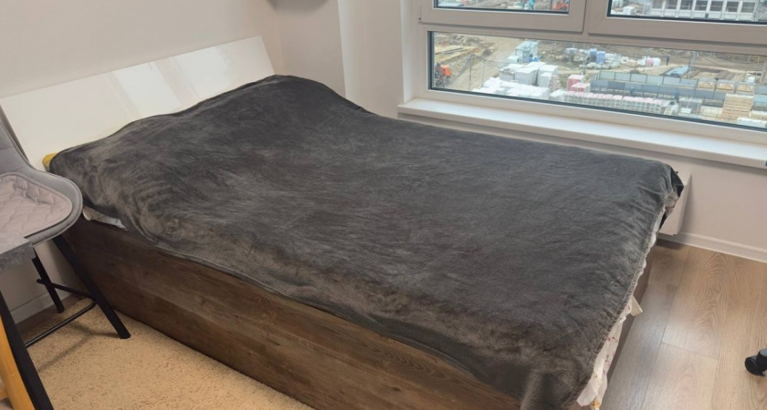 Почему в Грузии всегда ставят стакан воды на ночь у кровати - классная привычка. Сделала так - и теперь сплю сном младенца 