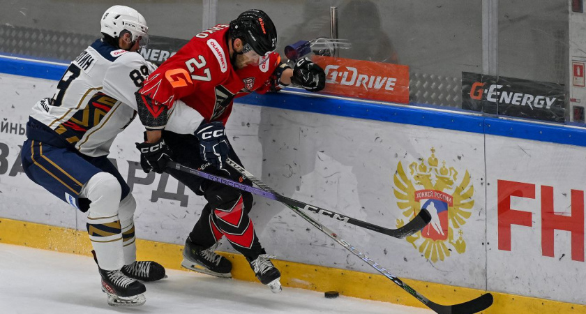 Серия гостевых игр кирово-чепецкой "Олимпии" завершилась поражением в Омске