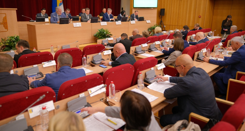 Заксобрание приняло в первом чтении бюджет Кировской области на 2026 год