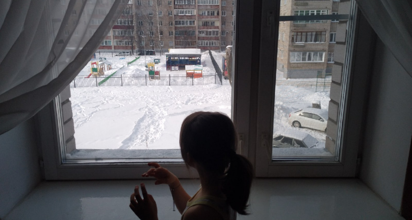 Китайский способ утеплить окна бесплатно: работает лучше любого стеклопакета, тепло даже в -40 С