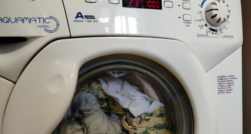 Всегда посыпаю новые вещи солью перед стиркой - ушлая прачка раскрыла секрет
