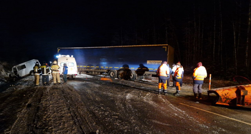 Массовое ДТП с фурой произошло в Юрьянском районе: есть погибший и пострадавшие