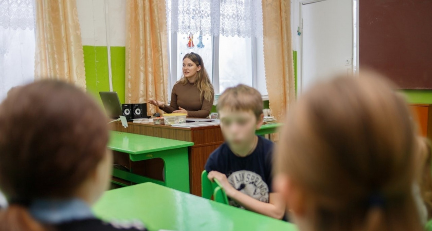 В Кирово-Чепецке выплаты молодым педагогам увеличили до 100 тысяч рублей