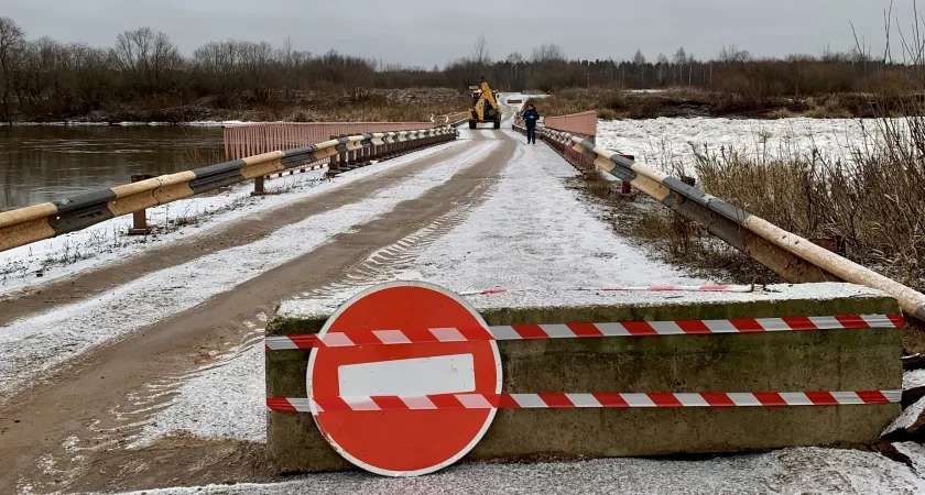 В Кирово-Чепецке закрыт для движения наплавной мост