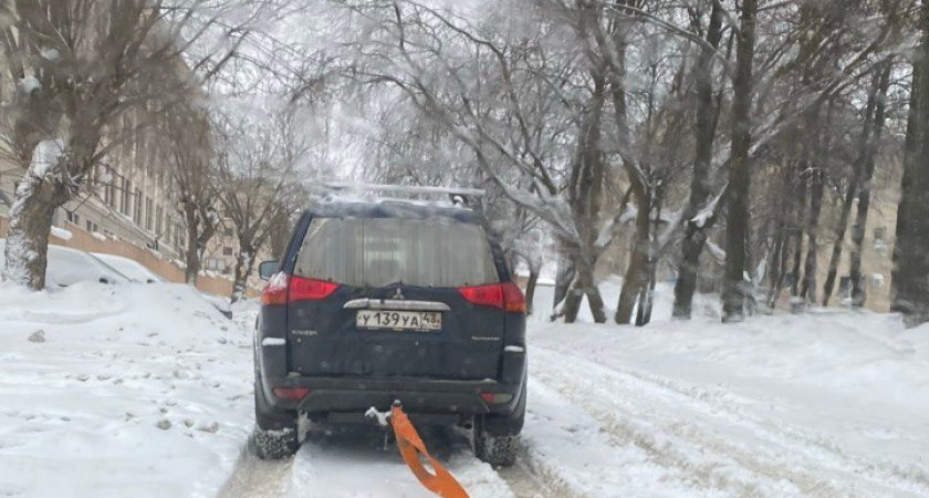 Зимой спасает не только обогрев: простой приём, который снижает обледенение дворников на 80%