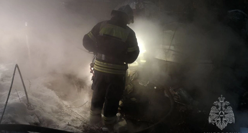 В Юрьянском районе сгорел автомобиль Volkswagen Transporter