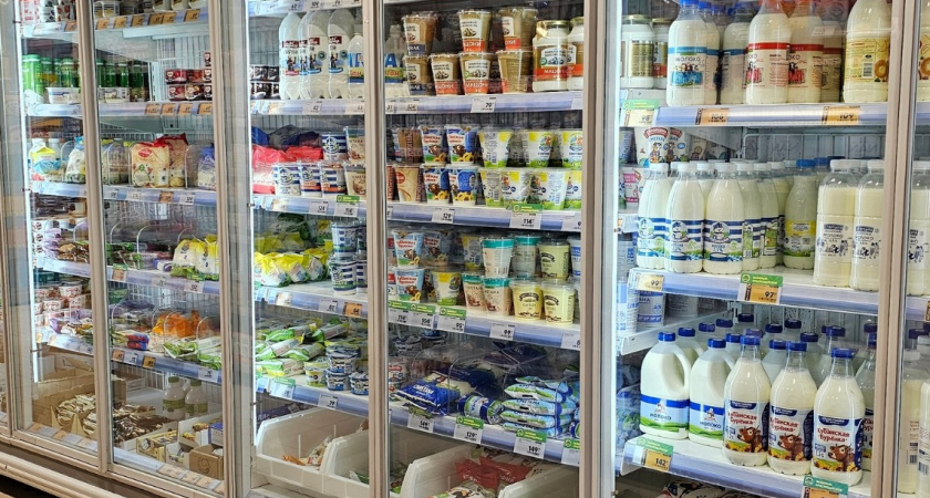 Купила молоко за 77 и 130 рублей - проверила: вот какое не дам даже коту - все показали 3 домашних теста