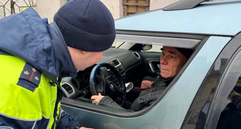 Инспектор ГИБДД спрашивает «Почему нарушаем?»: автоюрист подсказал, как правильно отвечать на этот вопрос