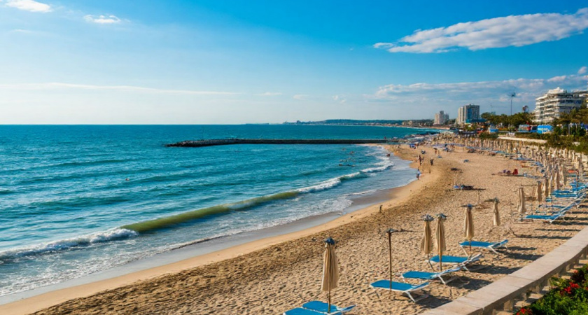 "Сюда больше ни ногой": 5 курортов юга, где отпуск становится пыткой