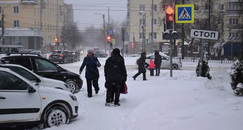 Что делать, если зимой обувь промокает: запомните простой лайфхак с глицерином — и ноги сухие останутся 24/7
