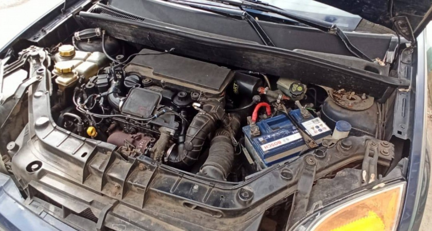 Эти марки моторных масел никогда не подделывают - в автосалоне назвали бренды. Их покупайте без опасений