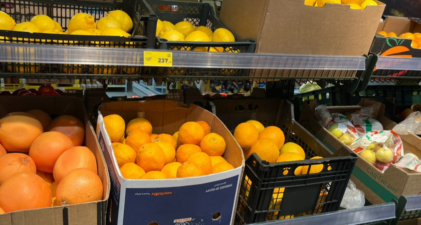 Подруга выбирает вкуснющие мандарины за 10 секунд - поделилась лайфхаком: вот как не попасть на кислятину