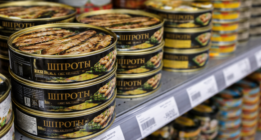 Секрет дешевых банок раскрыт: чем на самом деле отличаются консервы из «Светофора» от других - дочь технолог все объяснила