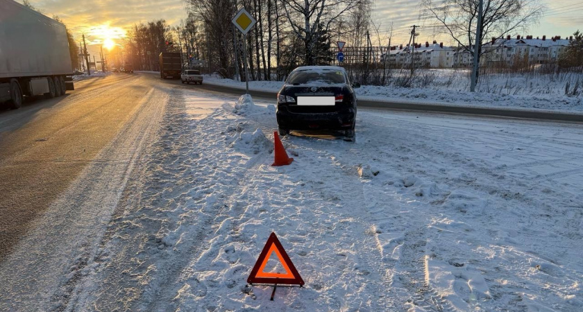 Кирово-чепецкий автобус №103 попал в аварию в Нововятске: пострадал ребенок