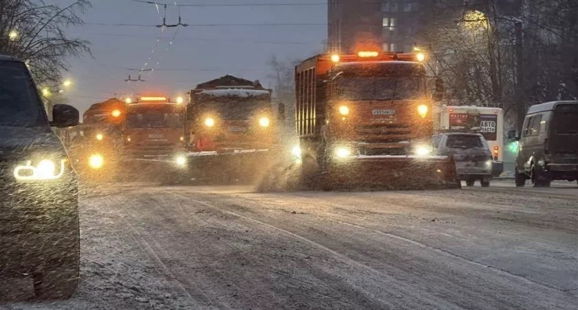 В Кировской области дороги будут чистить круглосуточно в новогодние праздники