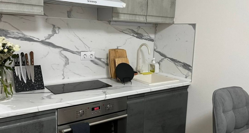 В СССР розетки ставили высоко, а на Западе чуть выше плинтуса - и вот почему. Раскрыты главные причины