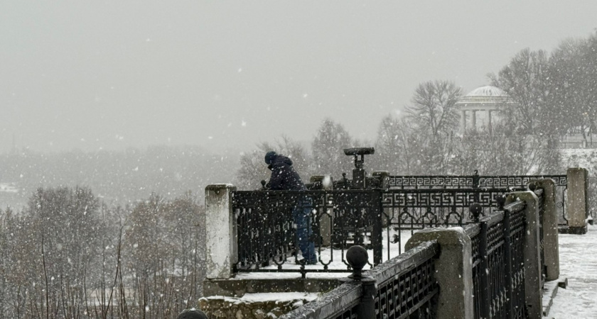 С возрастом круг общения сужается - и вот почему: слова Юрия Левитанского глубже и пронзительнее любого психолога 
