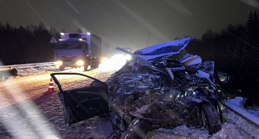 Четыре человека погибли в двух страшных ДТП за 15 минут в Кировской области